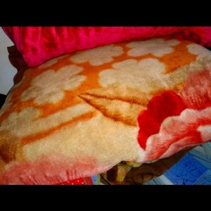 Double bed blanket